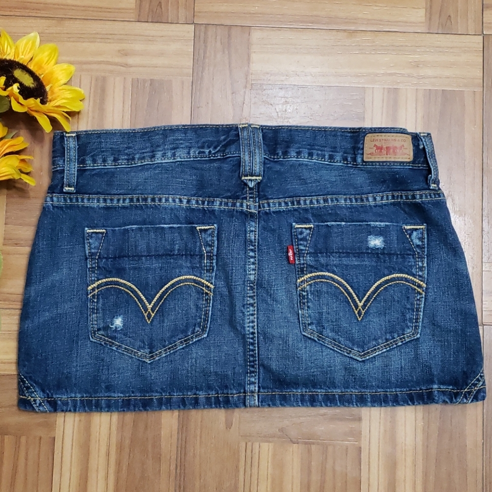 LEVI'S genuinely crafted skirt